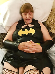 Carmen's Batgirl Cosplay